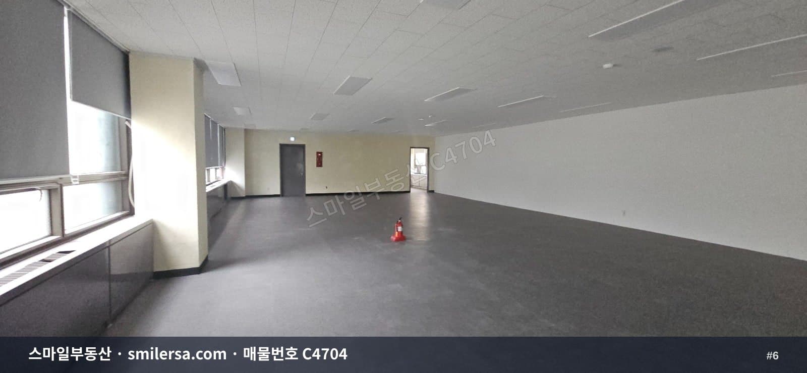 수안역 인근 중형사무실, 전용 52평 냉난방 완비 썸네일 6