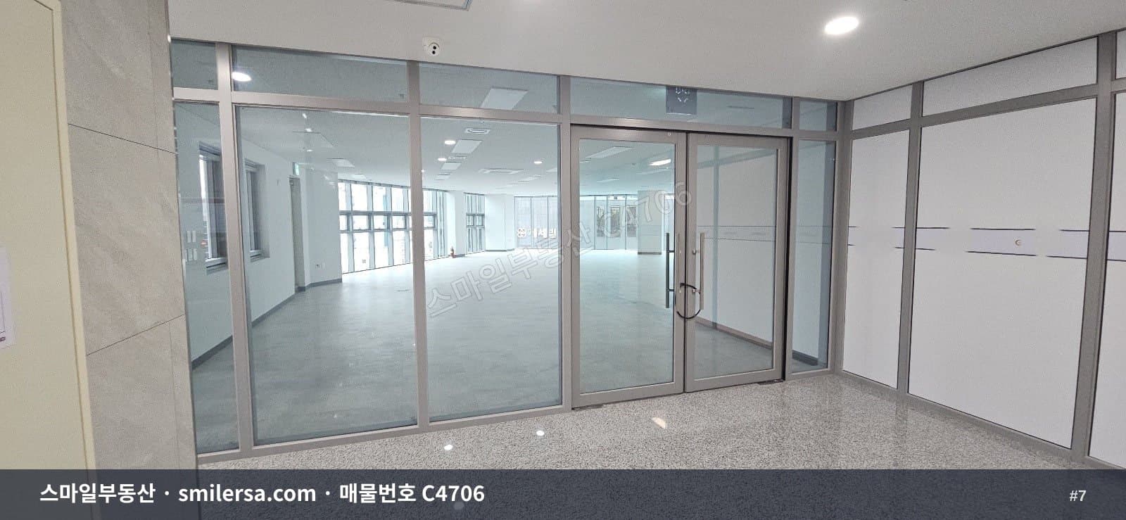 연산역 인근 신축 대형 사무실, 전망과 접근성 모두 갖춘 176평 썸네일 7