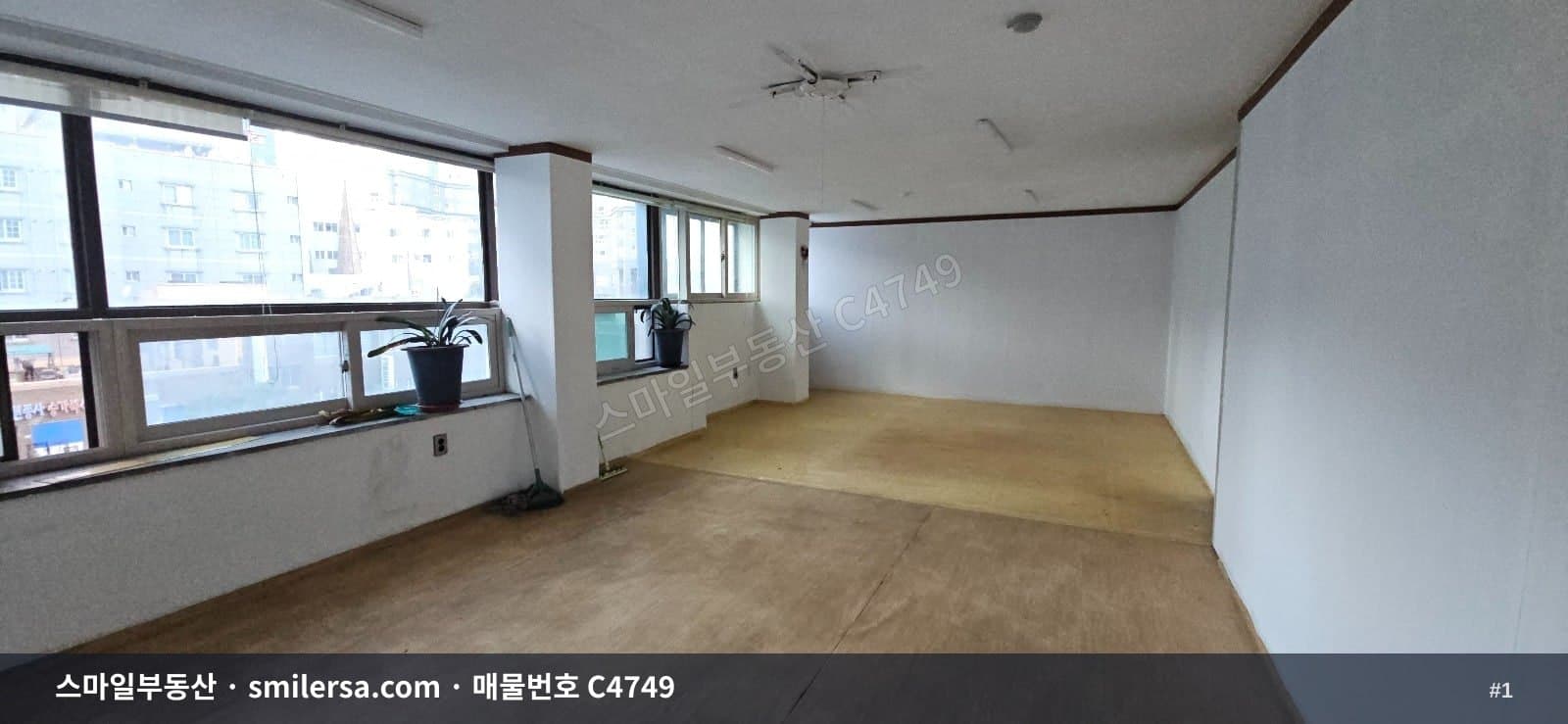 부산광역시 동래구 온천동 사무실 내부 사진 C4749