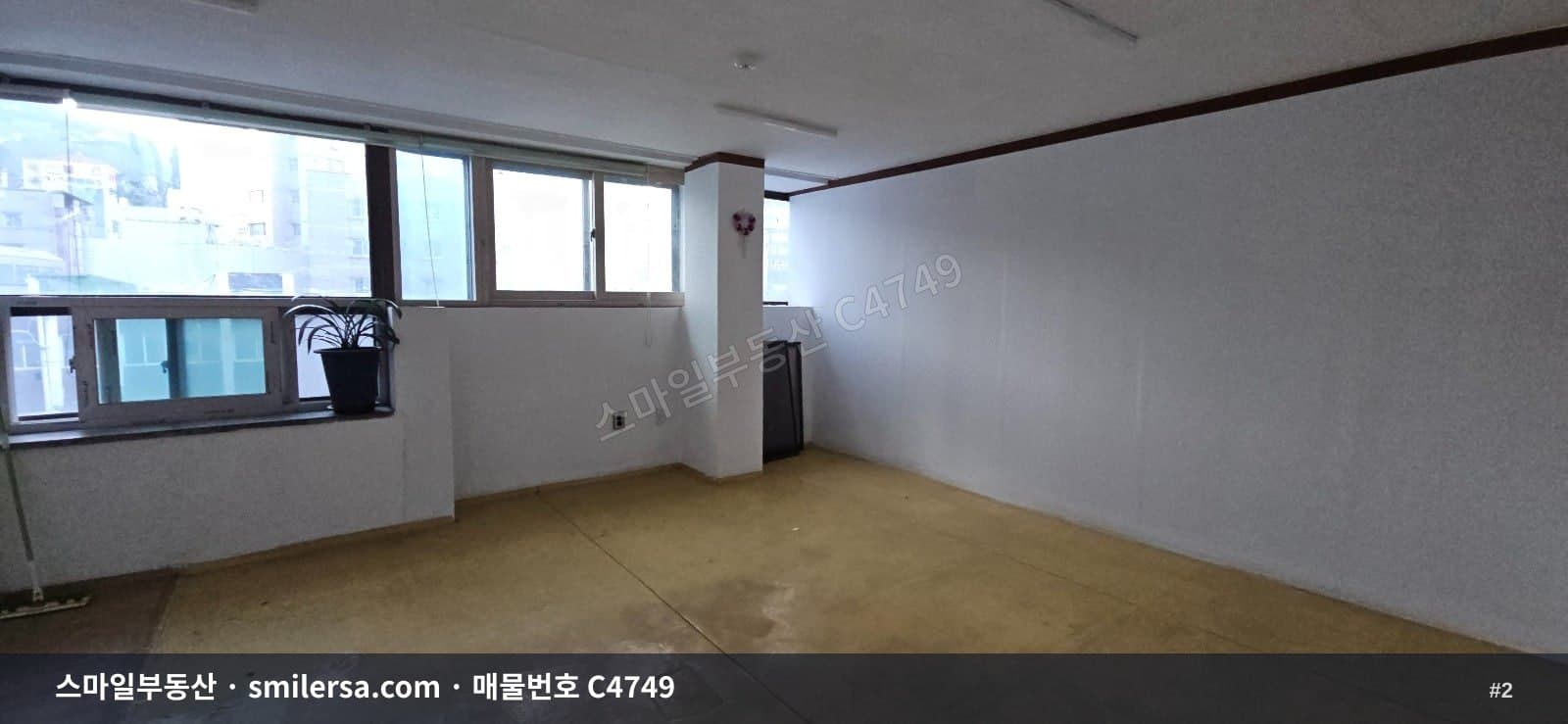 미남역 인근 가성비 좋은 소형 사무실, 온천동 20평 월세 썸네일 2