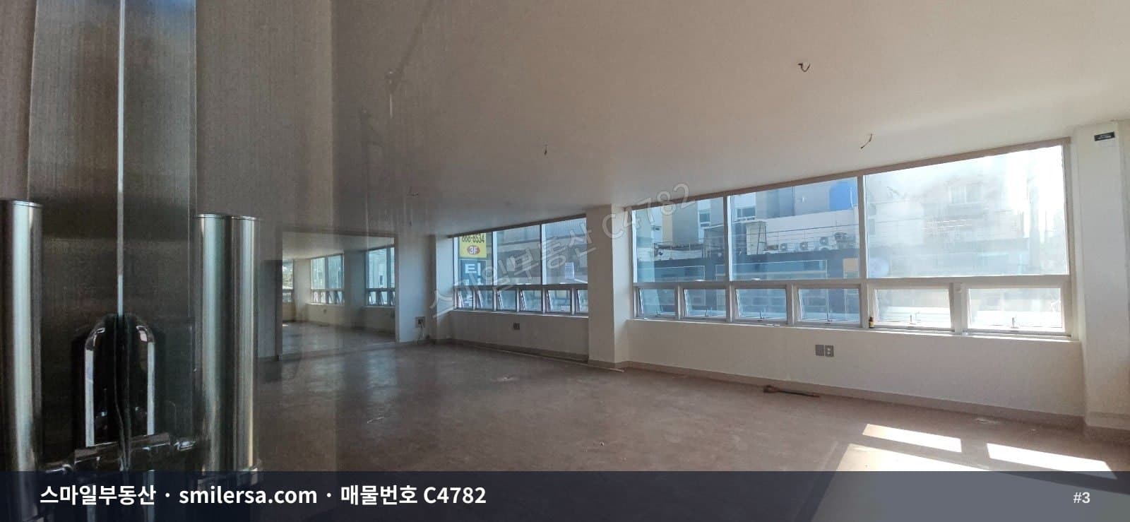 연산동 시청역 인근 깔끔한 사무실 35평 월세 썸네일 3
