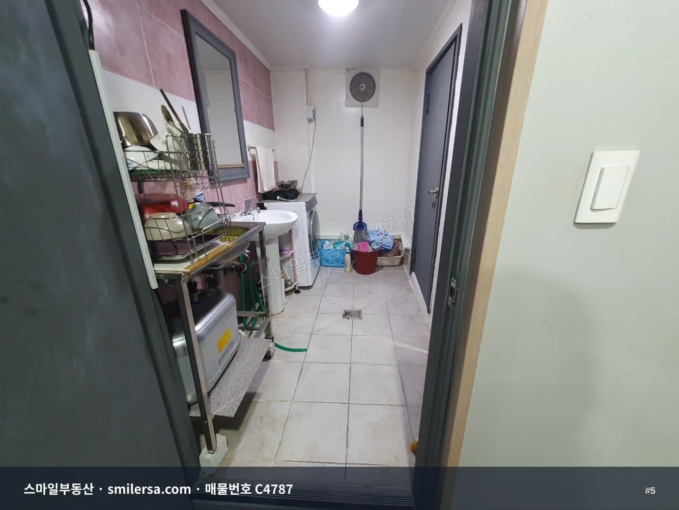 부산진시장 대로변 깔끔한 사무실, 범일동 역세권 27평 썸네일 5