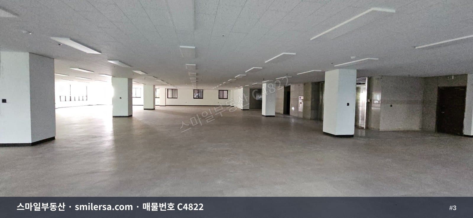 장산역 인근 250평 대형 사무실, 학원 가능한 역세권 매물 썸네일 3