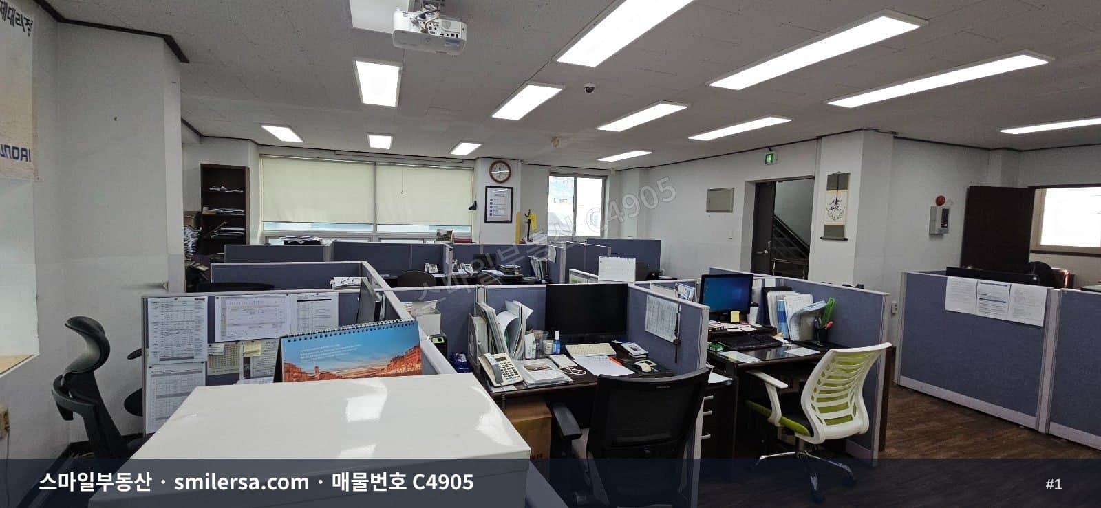 부산광역시 연제구 거제동 사무실 내부 사진 C4905