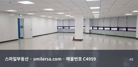 부산역 인근 오피스빌딩 107평 사무실, 관리 잘된 중대형 공간 썸네일 2