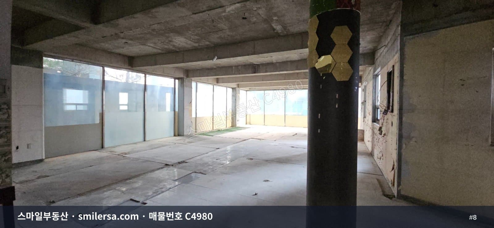 해운대역 인근 도로변 50평 사무실, 미용·필라테스 등 다양한 업종 가능 썸네일 8