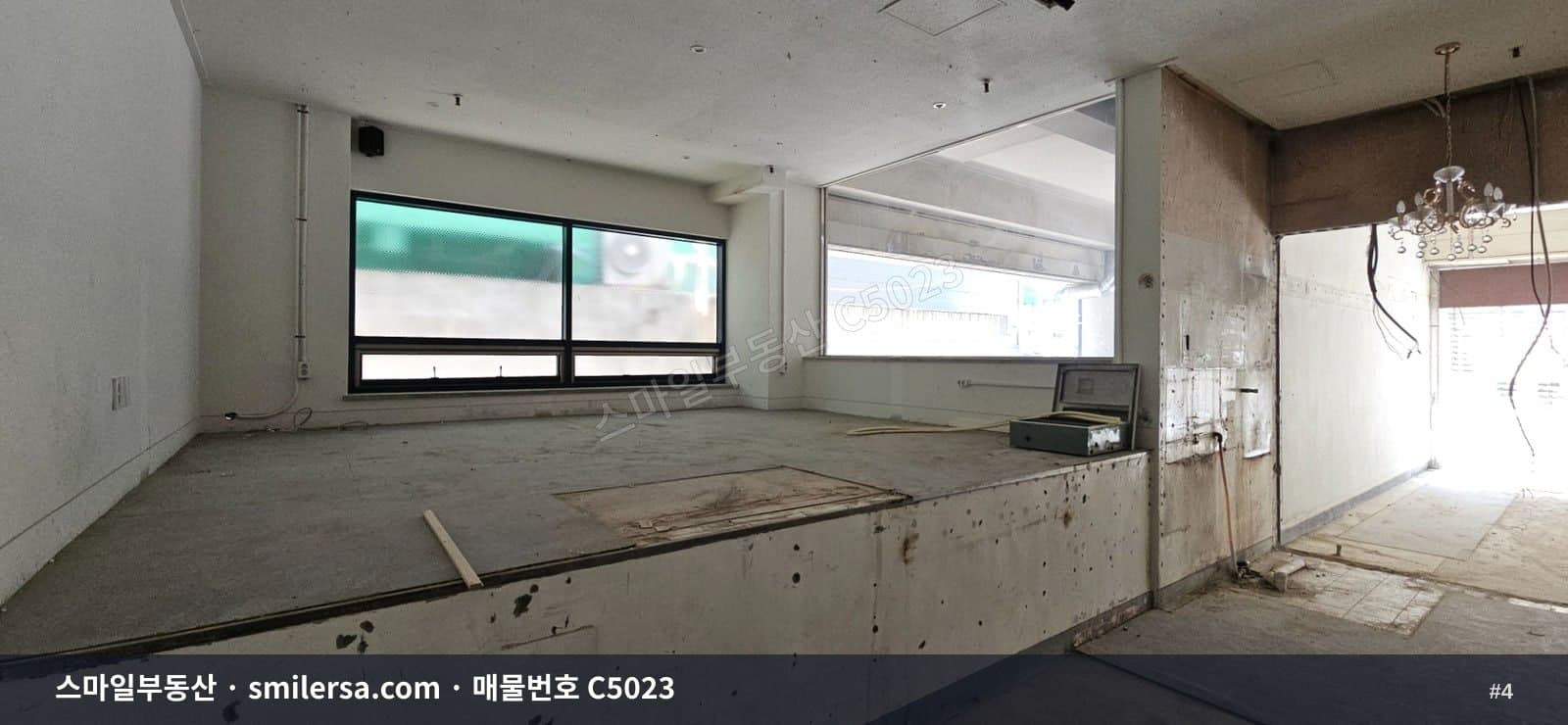 전포동 전자상가 인근 1층 상가, 서면역 가까운 20평대 월세 썸네일 4