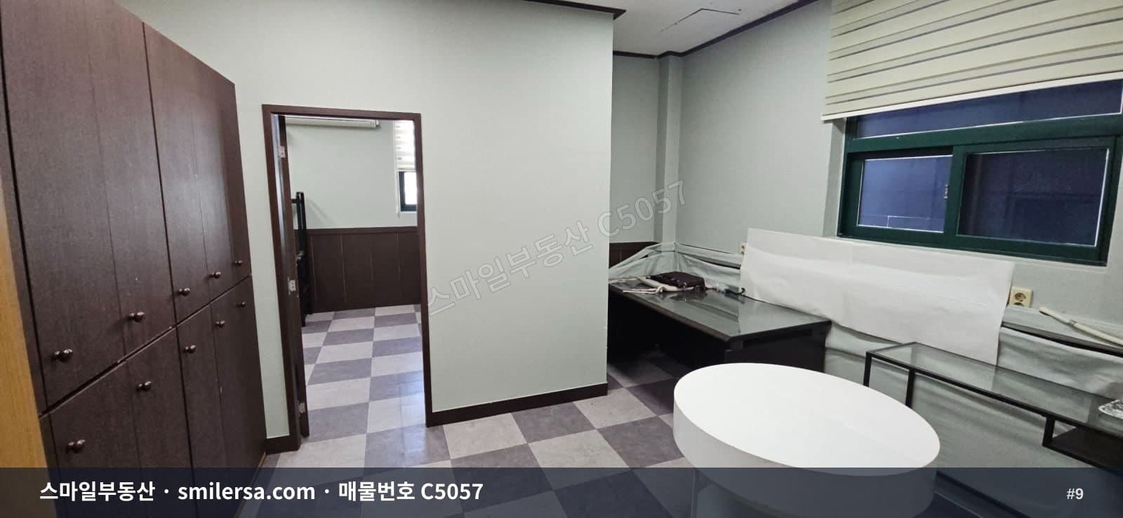 연산역 인근 깔끔한 대형사무실, 74평 규모 월세 매물 썸네일 9