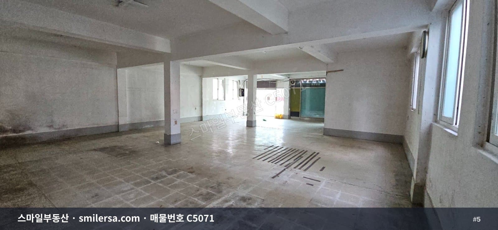 개금/냉정역 인근 대로변 1층 53평 대형상가 월세 썸네일 5