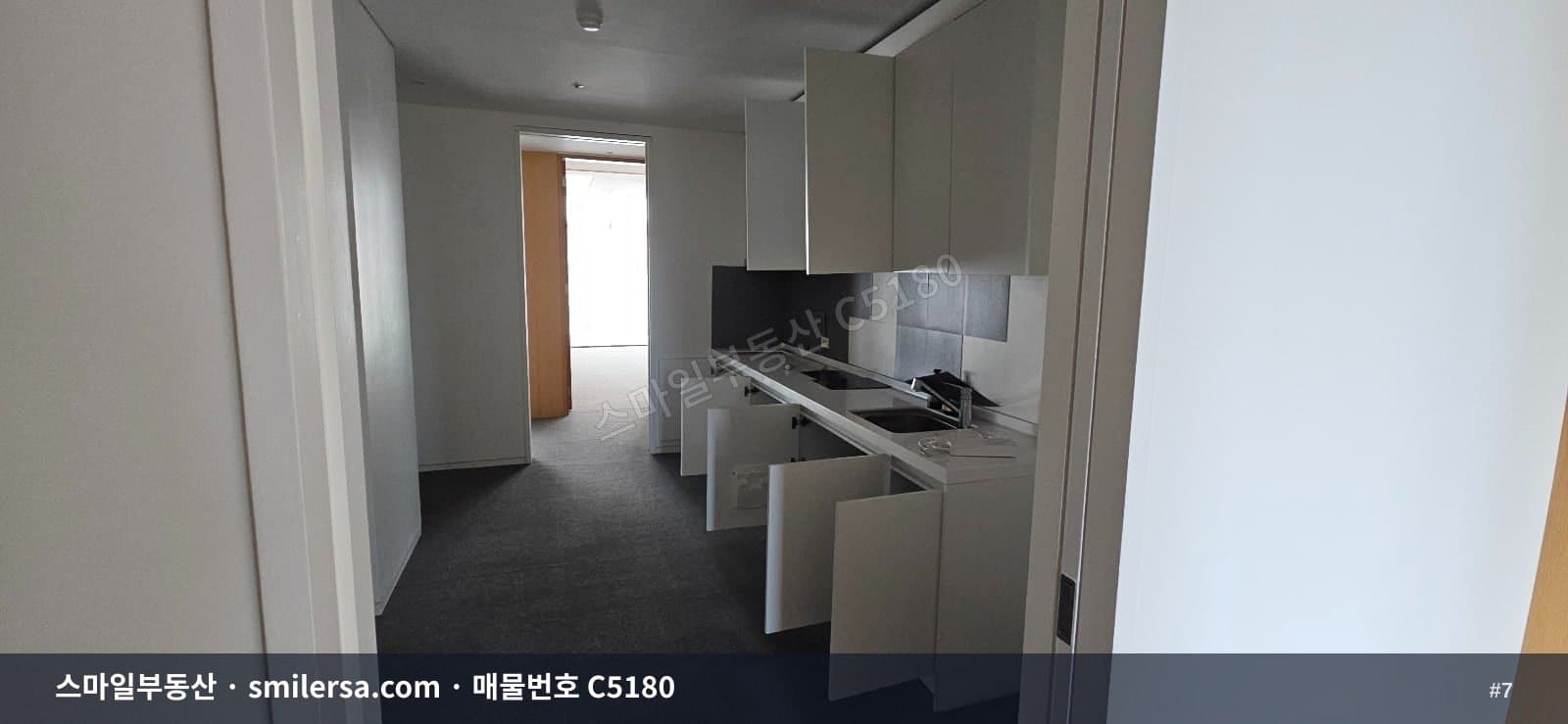 해운대역 인근 대로변 신축 대형 사무실 103평 썸네일 7