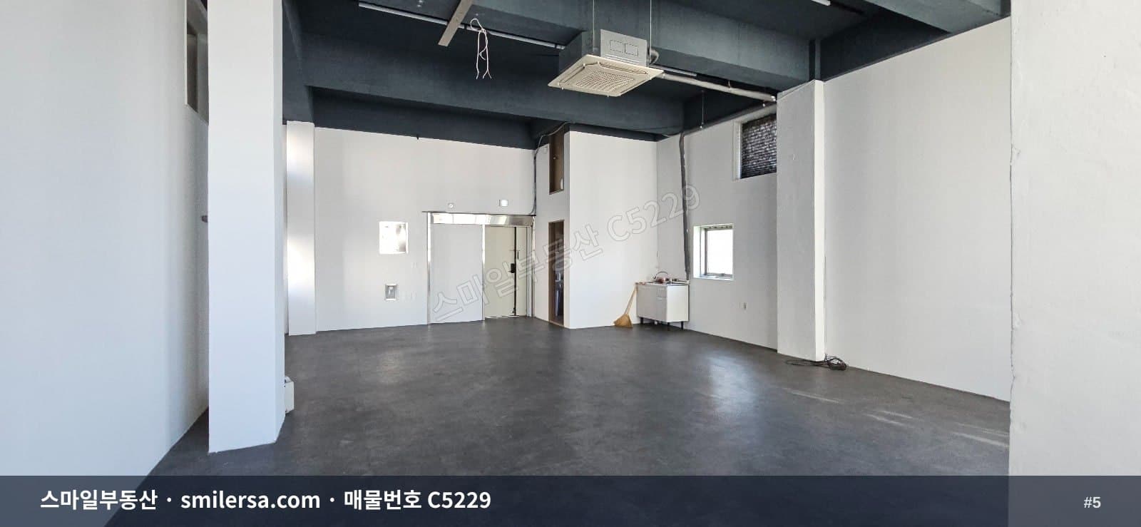 양정119센터 인근 깔끔한 사무실 27평, 층고 높고 업종 다양 썸네일 5