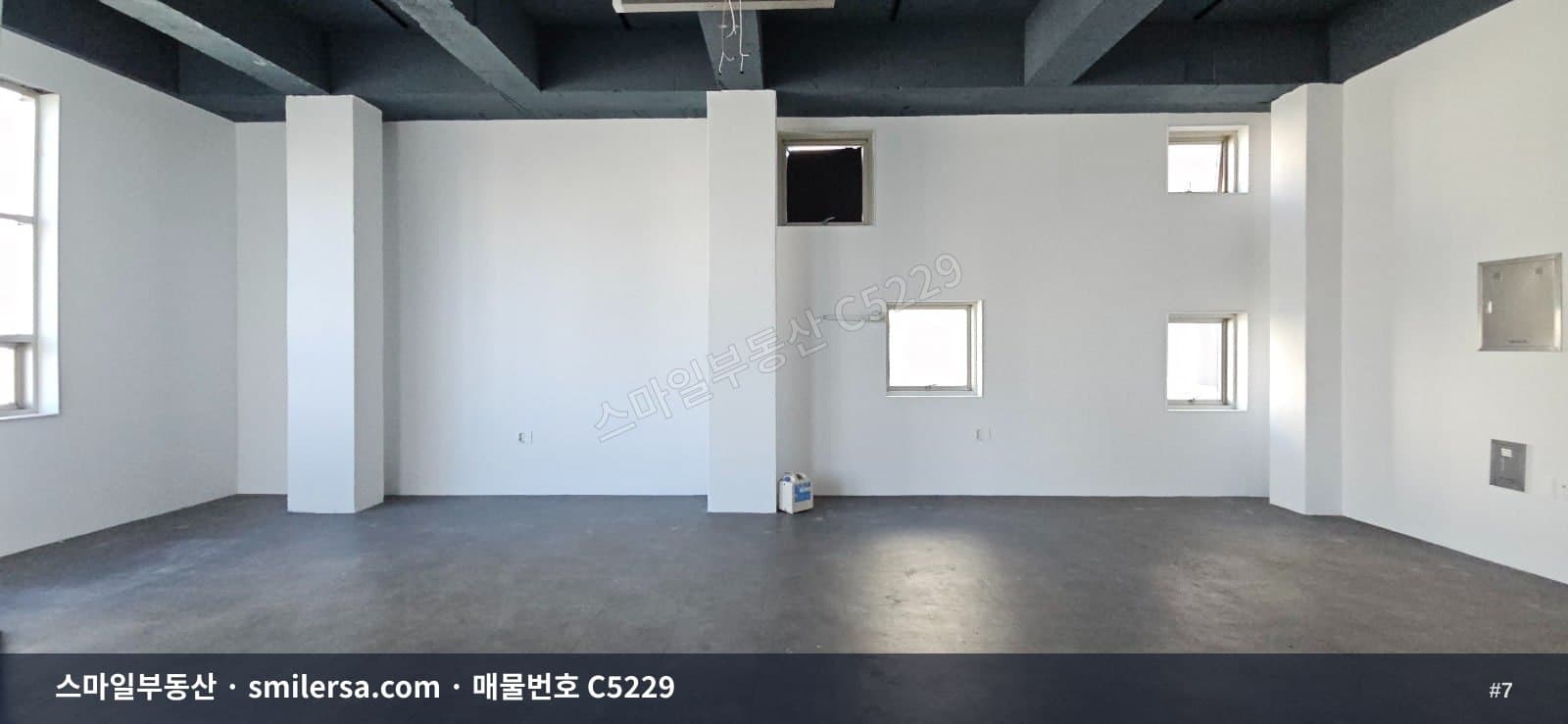 양정119센터 인근 깔끔한 사무실 27평, 층고 높고 업종 다양 썸네일 7
