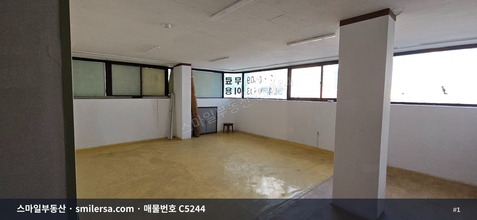부산광역시 동래구 온천동 사무실 내부 사진 C5244