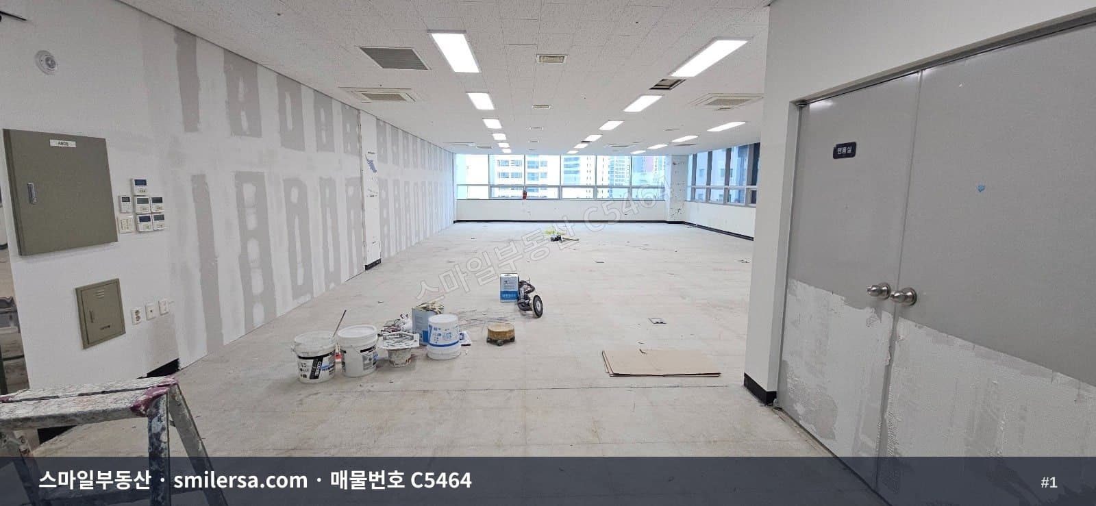 부산광역시 연제구 연산동 사무실 내부 사진 C5464