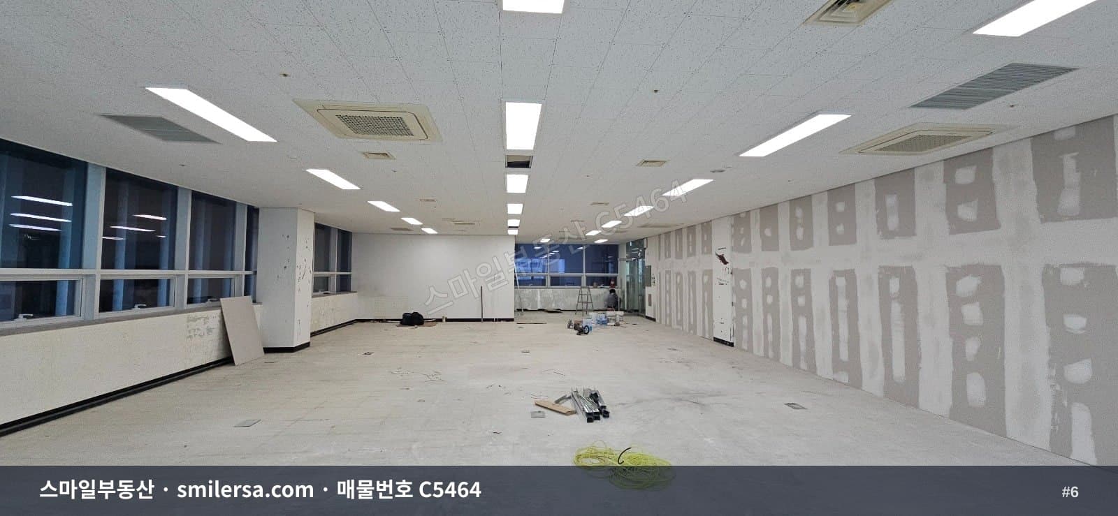 연산역 대로변 신축급 중형사무실, 110평대 역세권 입지 썸네일 6