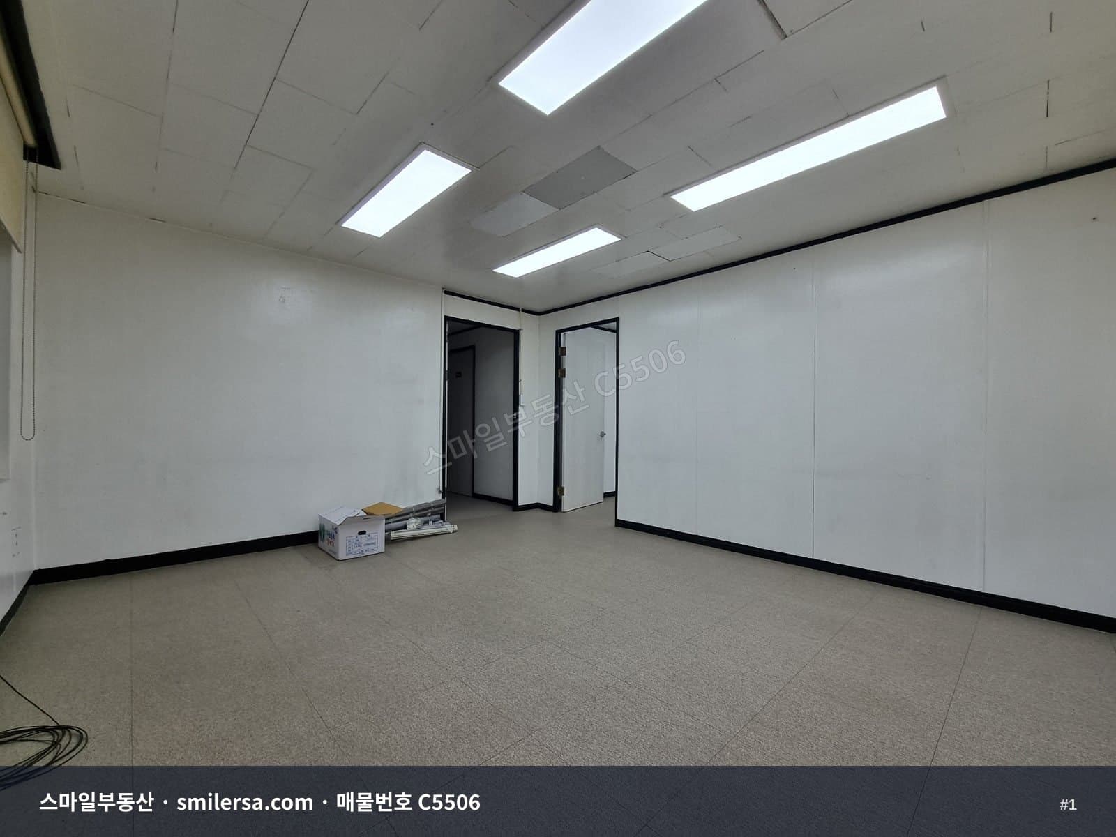 부산광역시 중구 중앙동4가 사무실 내부 사진 C5506