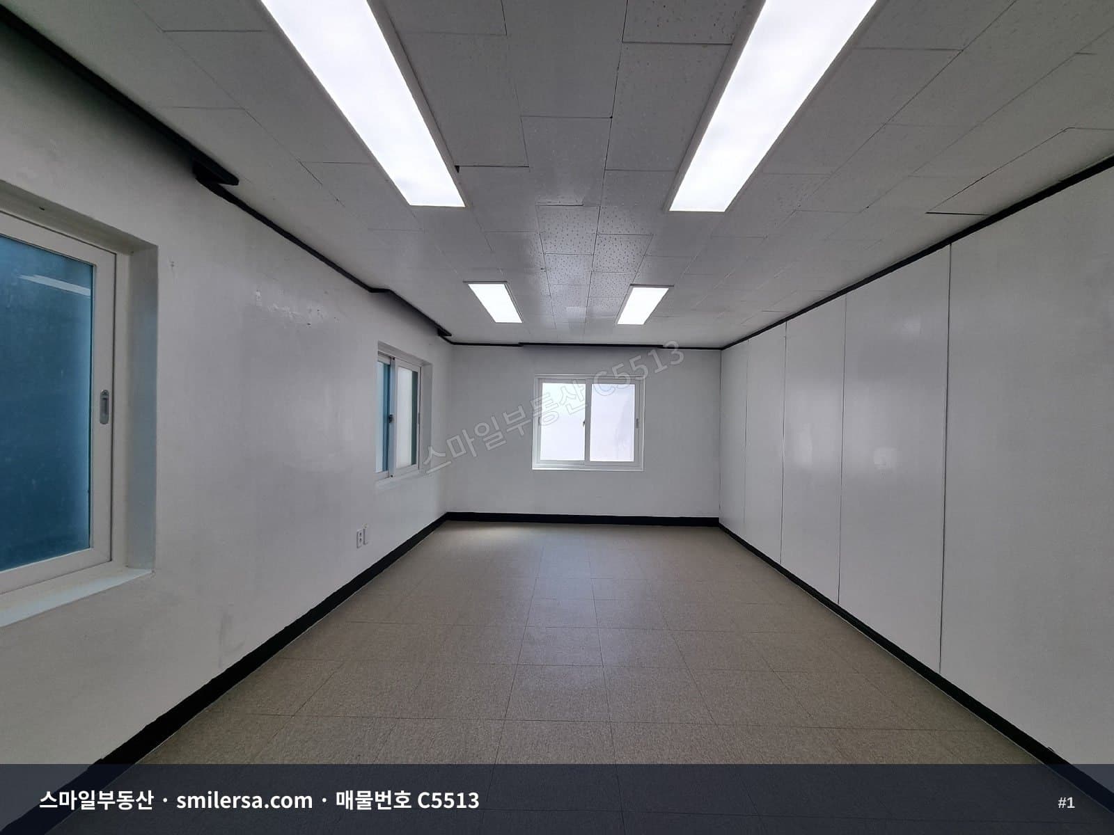 부산광역시 중구 중앙동4가 사무실 내부 사진 C5513