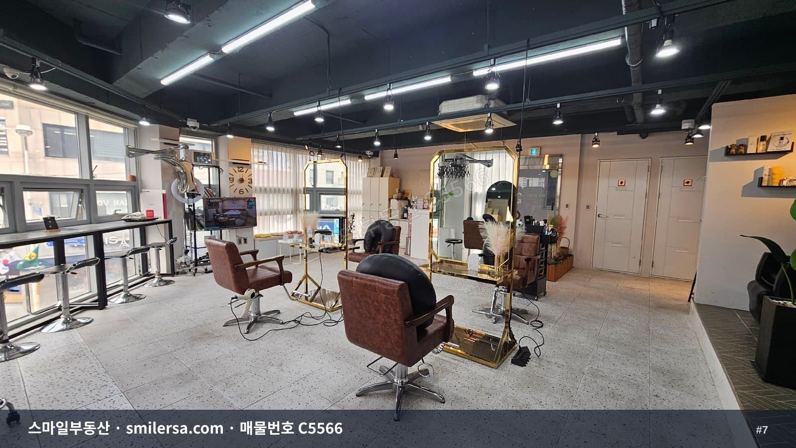 전포사잇길 2층 30평, 유동인구 풍부한 노출 좋은 상가 썸네일 7