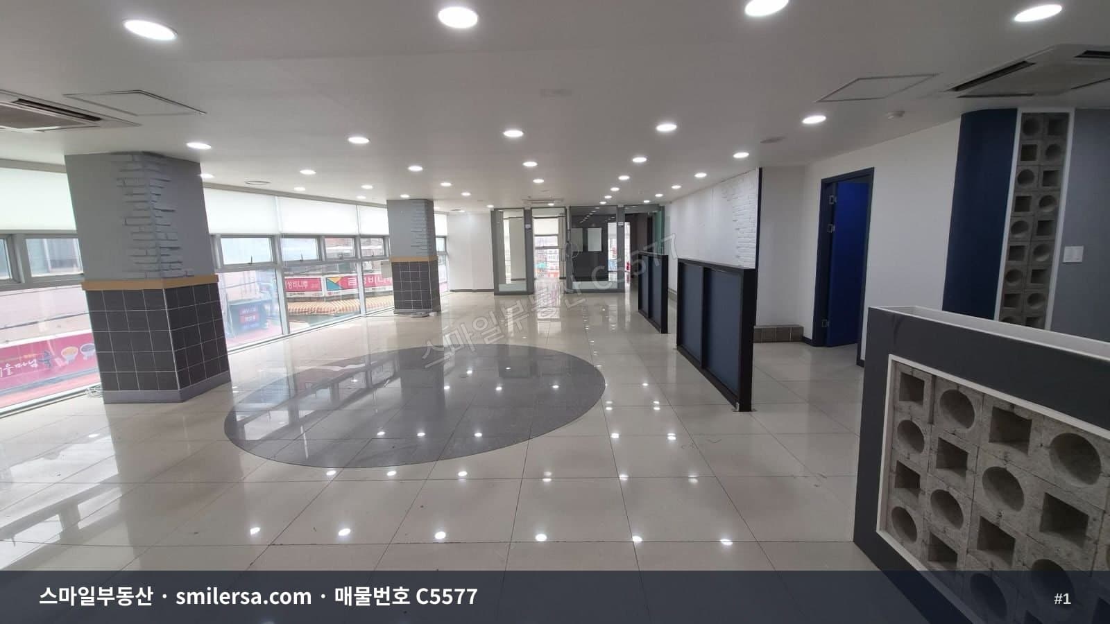 부산광역시 연제구 거제동 사무실 내부 사진 C5577