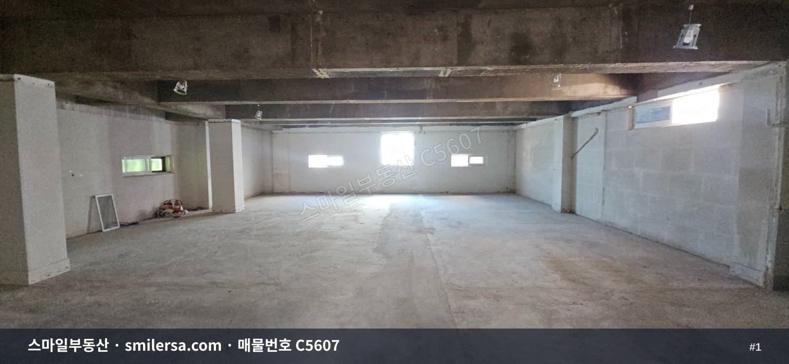 부산광역시 연제구 연산동 사무실 내부 사진 C5607