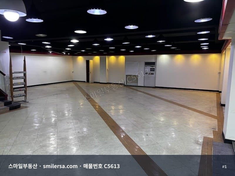 대창1가 중부경찰서 인근 중앙대로변 상가, 64평 1층 월세 - 1