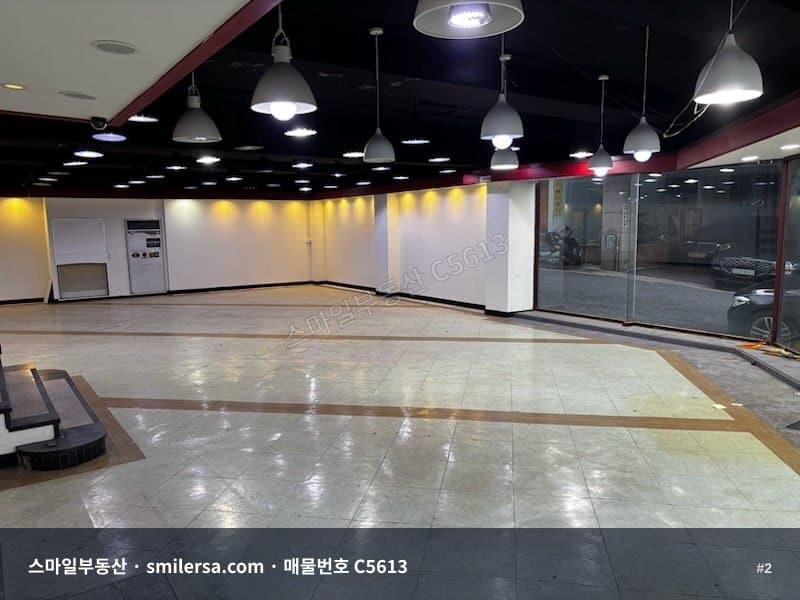 대창1가 중부경찰서 인근 중앙대로변 상가, 64평 1층 월세 썸네일 2