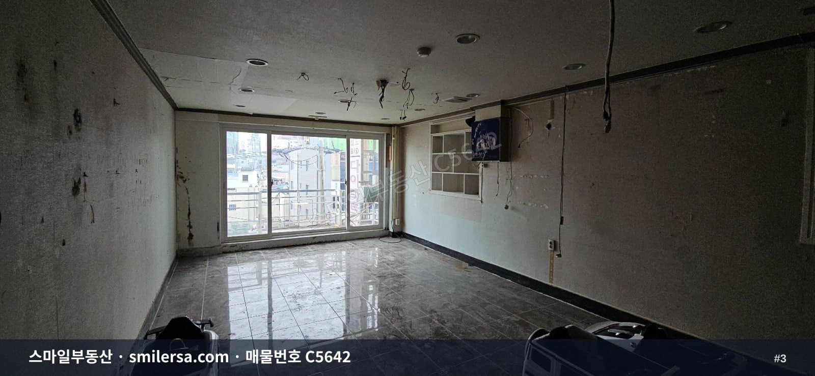서면역 8번출구 인근 대로변 60평 중형 상가·사무실 썸네일 3