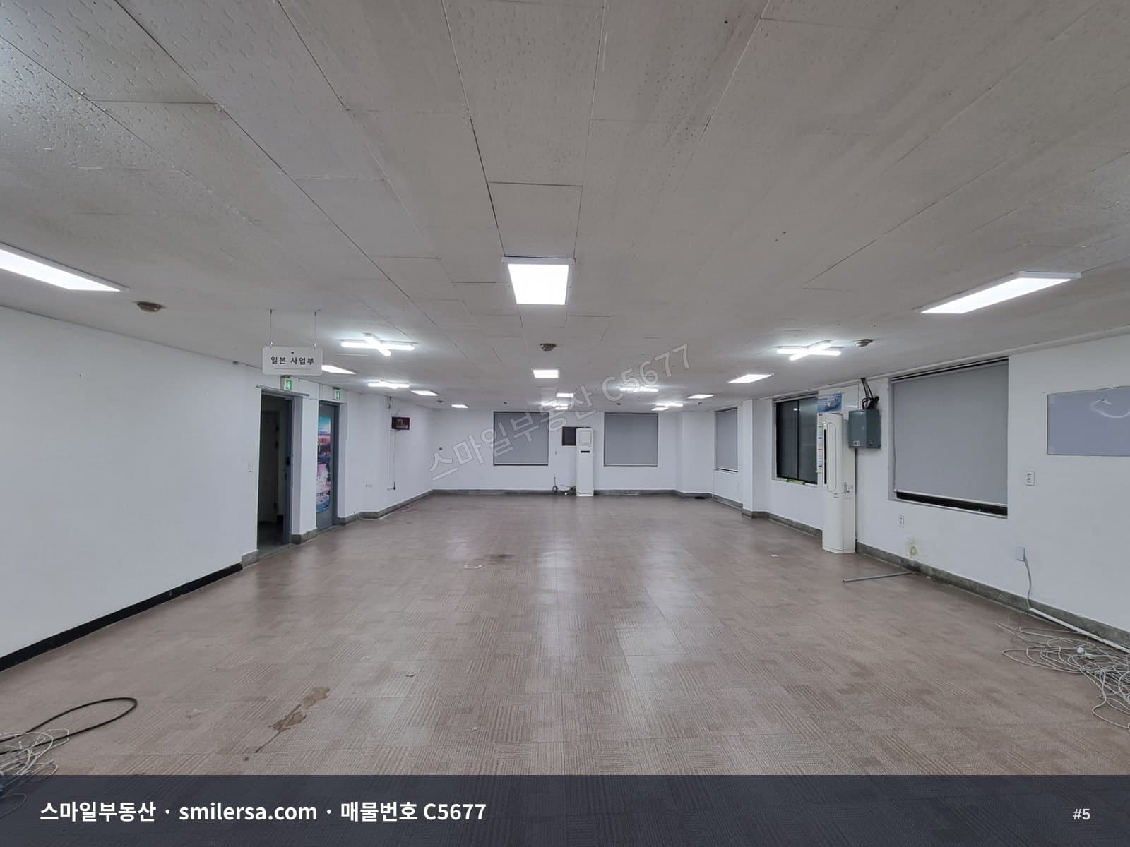 부산역 삼성생명 인근 사무실 35평 월세 썸네일 5
