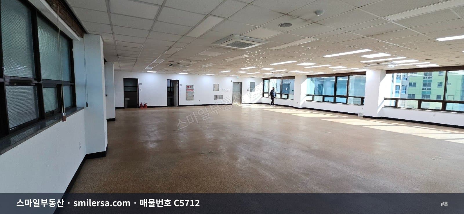 양정역 인근 대로변 깔끔한 대형 사무실 82평 썸네일 8