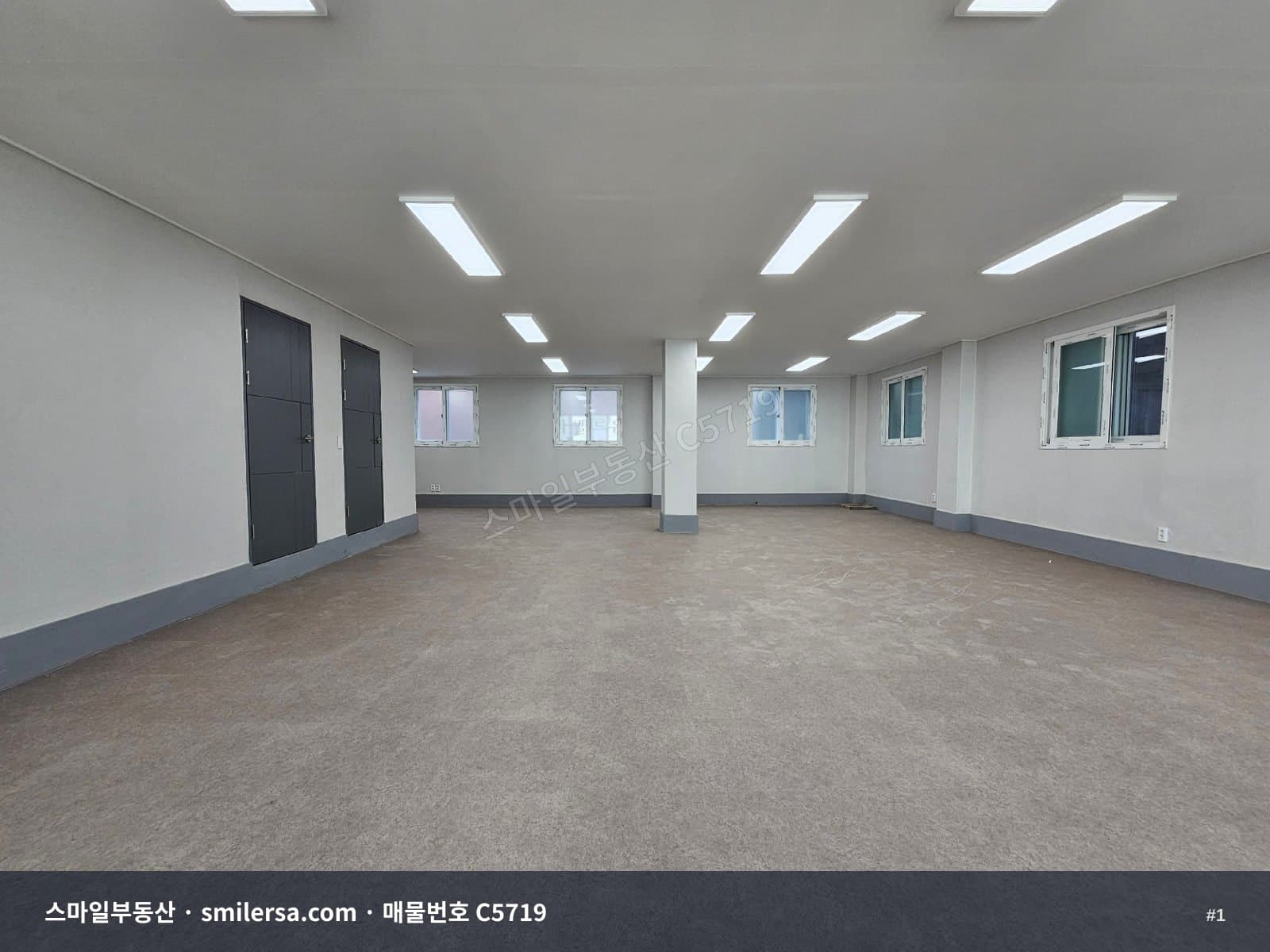 부산광역시 부산진구 범천동 사무실 내부 사진 C5719