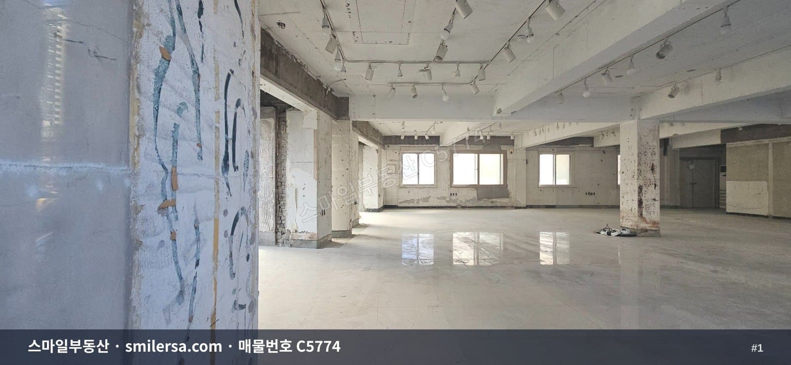 부산광역시 연제구 거제동 상가 내부 사진 C5774