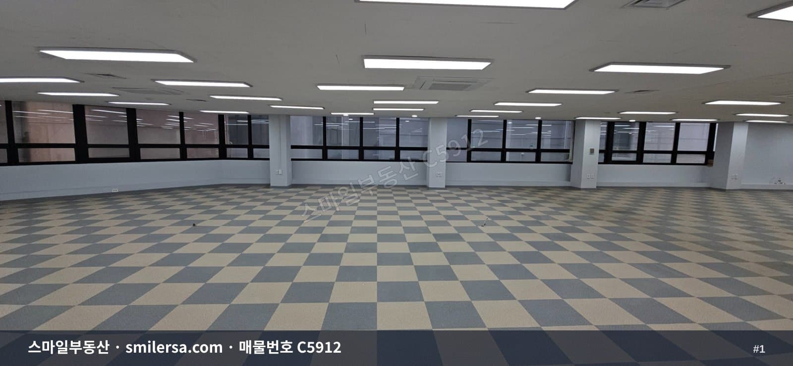 부산진경찰서 인근 가성비 소형사무실 10평 월세 - 1