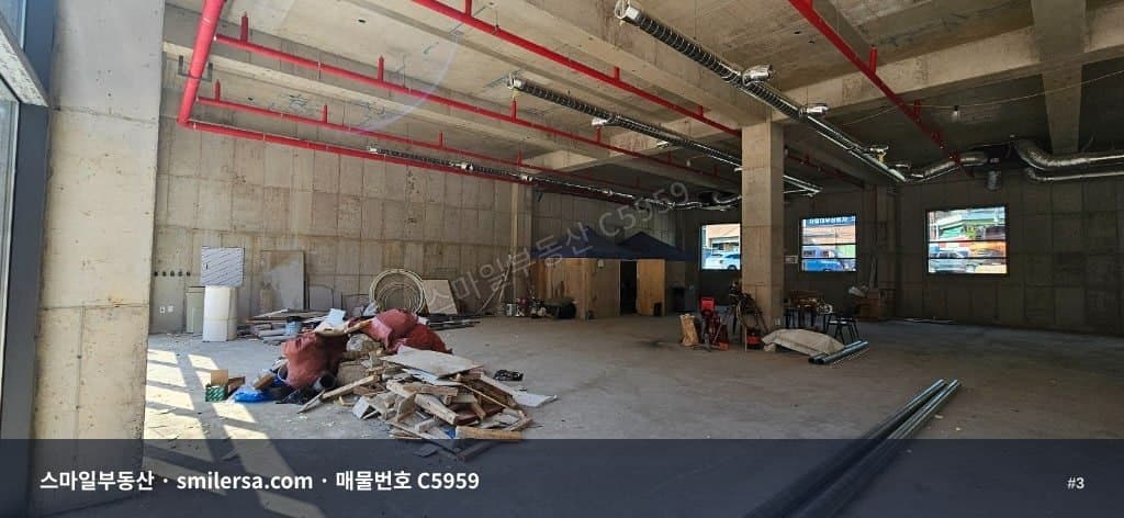 전포동 신축 무권리 1층 상가, 62평 도로변 입지 썸네일 3