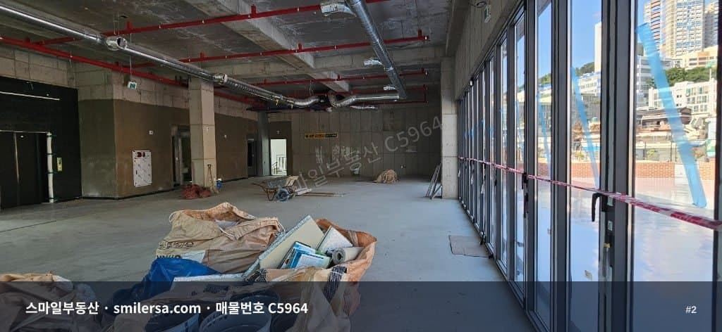 전포동 신축 상가, 4층 베란다 딸린 82평 코너 자리 썸네일 2