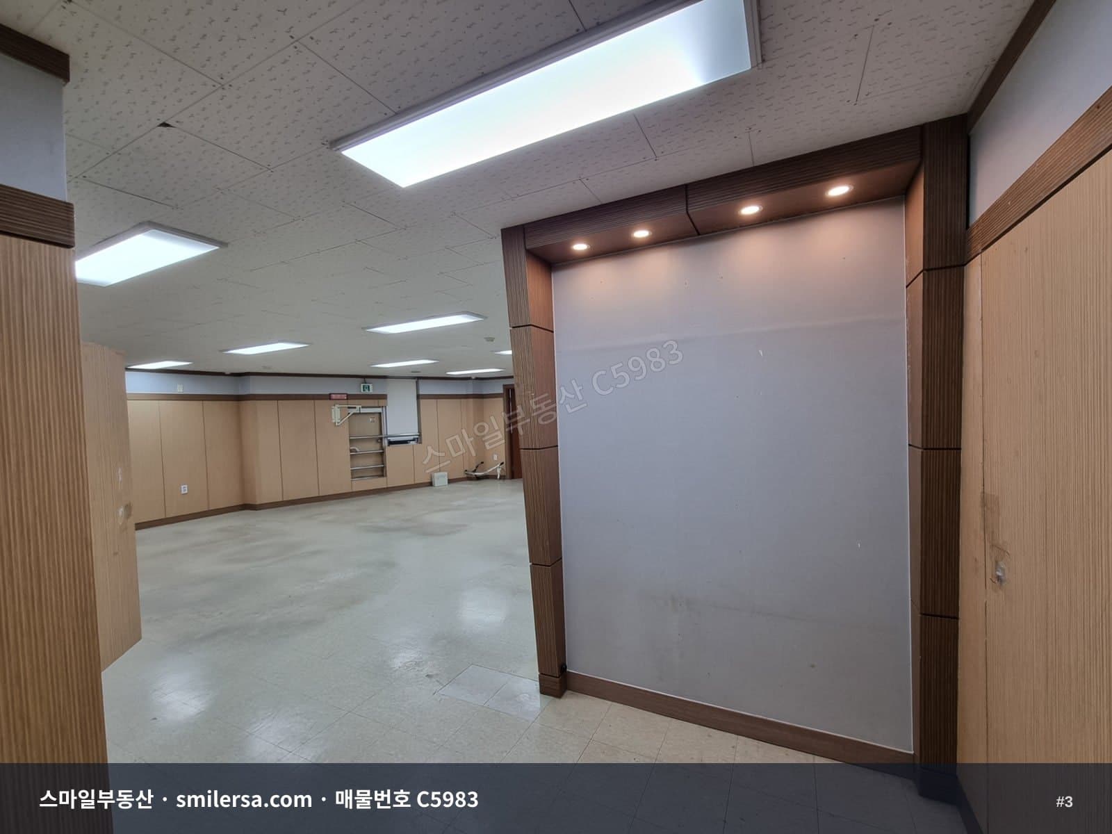 양정역 인근 대로변 53평 사무실, 접근성과 노출 모두 잡은 공간 썸네일 3