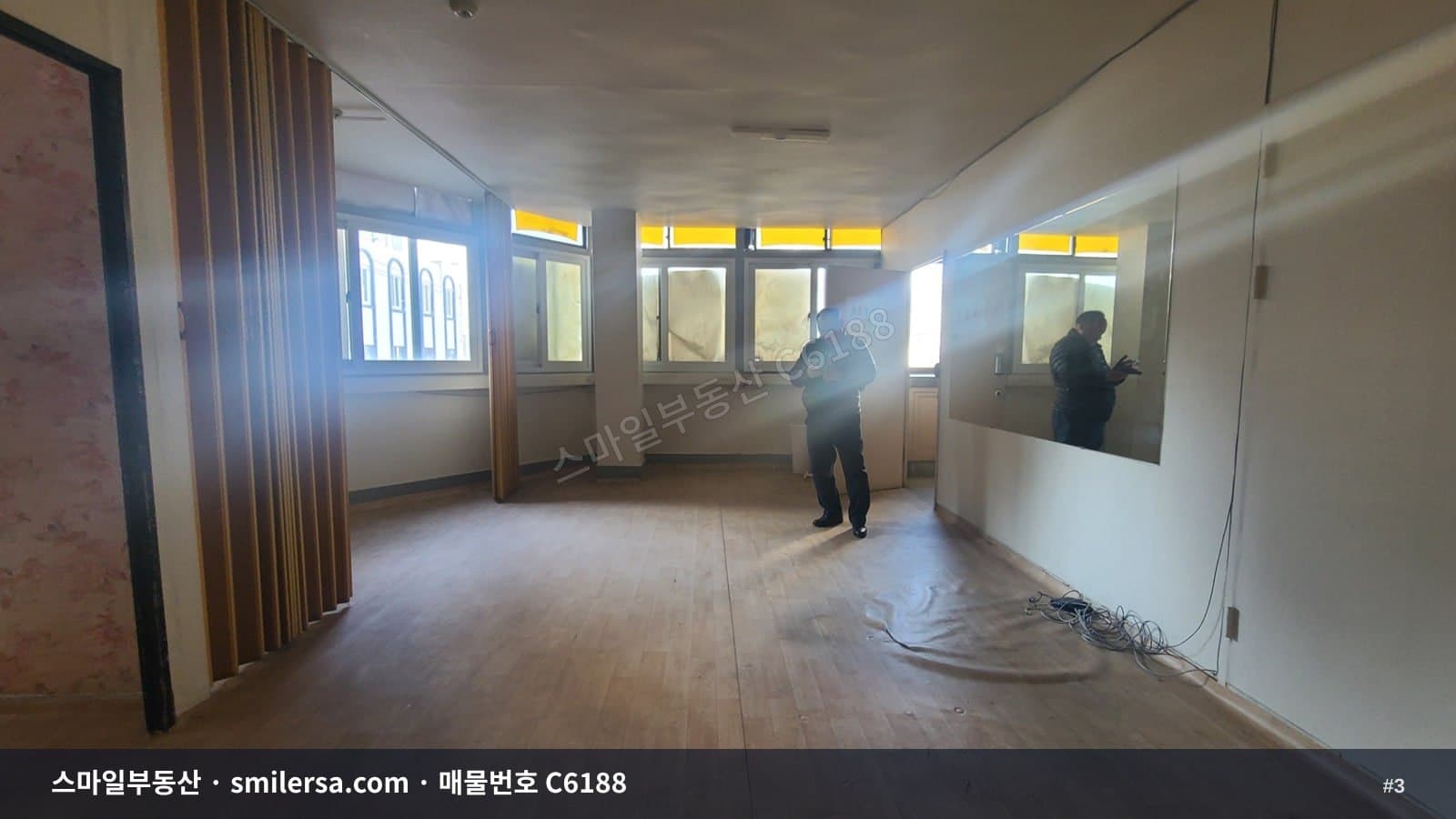 서면역 인근 소형 사무실, 부전동 10평 월세 매물 썸네일 3