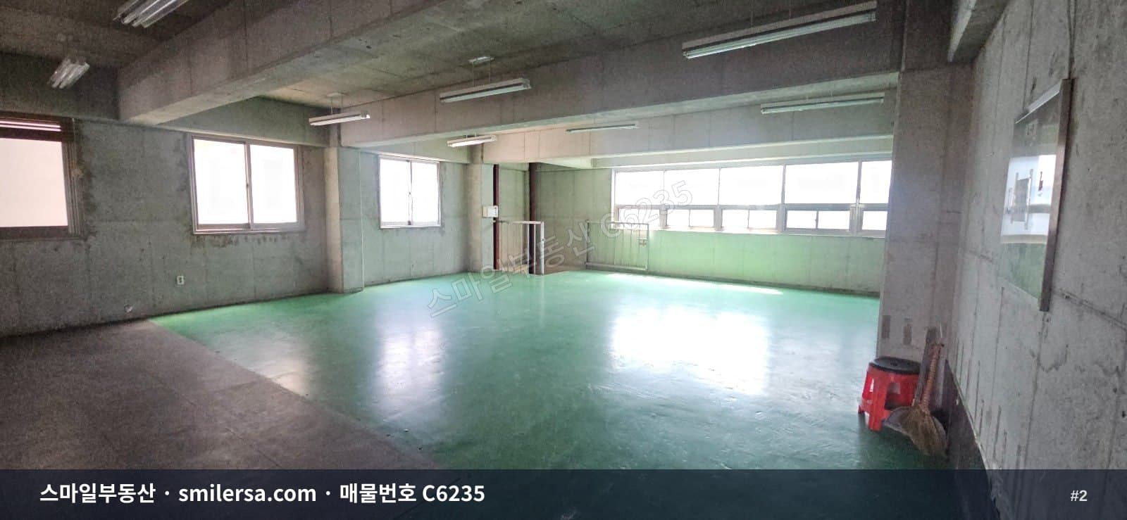 범일동 중형 창고형 사무실, 화물리프트 갖춘 55평 실속 공간 썸네일 2