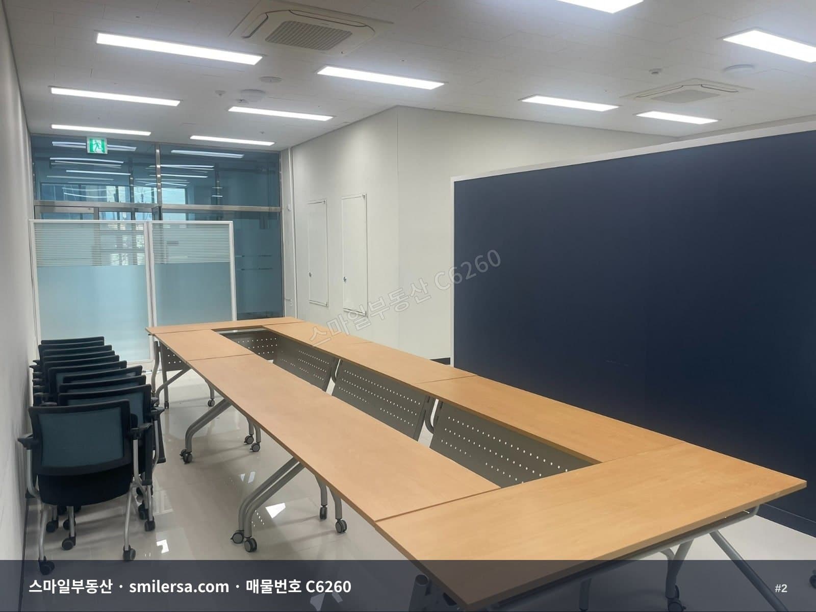 범천동 대로변 아파트 2층 상가, 중앙시장 정류장 인근 130㎡ 썸네일 2