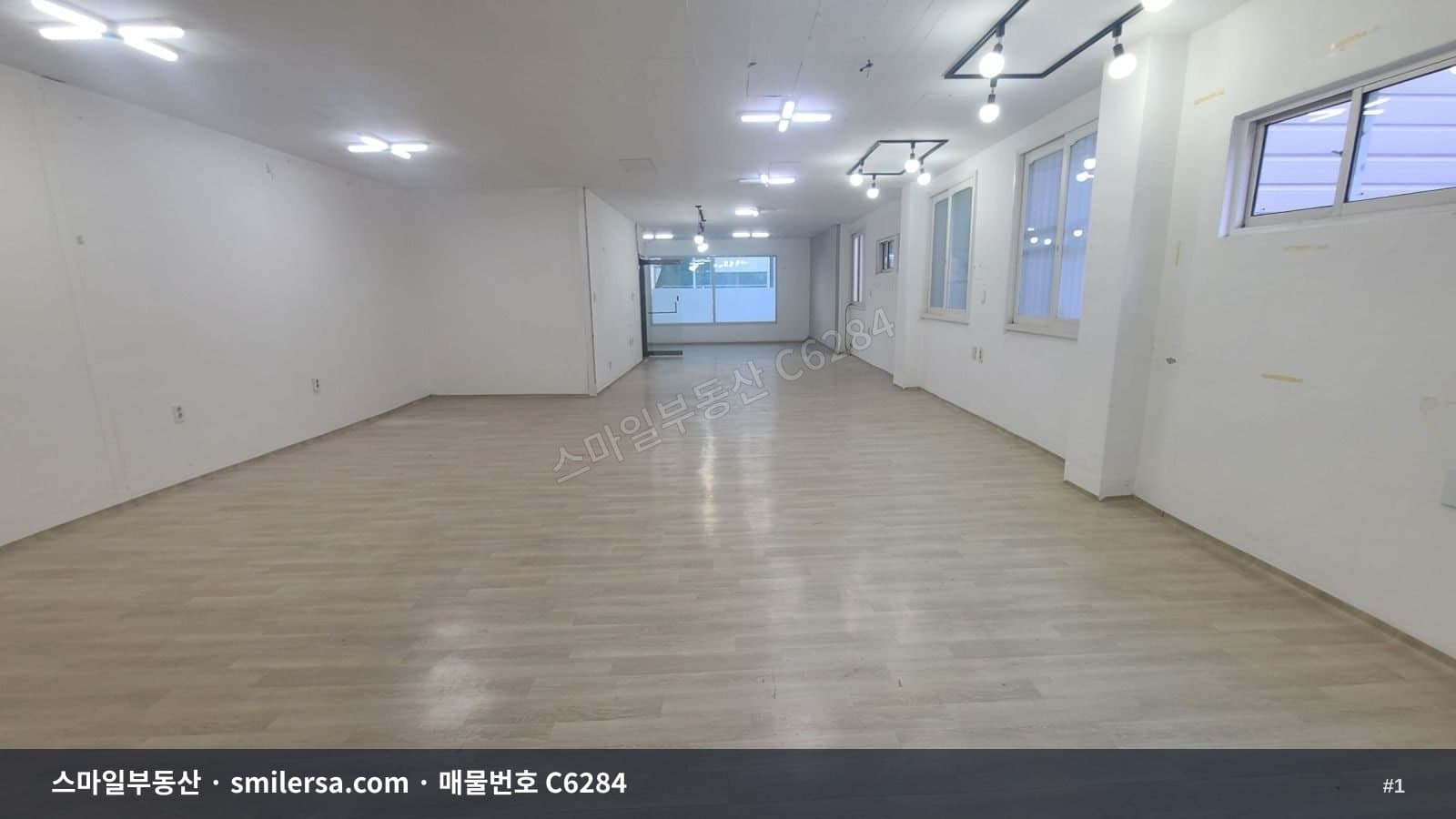 부산광역시 연제구 연산동 사무실 내부 사진 C6284