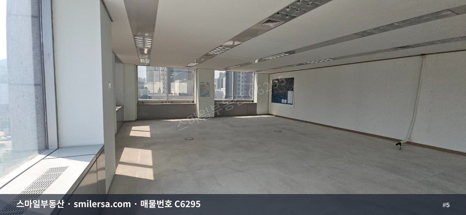 교대역 인근 지하철 역세권 업무용 사무실 113평 썸네일 5