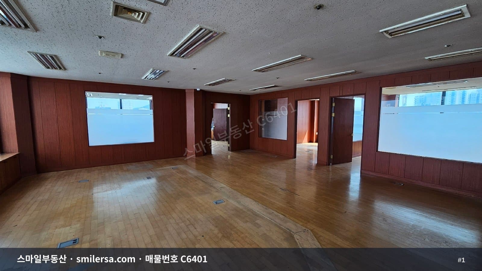 부산광역시 연제구 거제동 사무실 내부 사진 C6401
