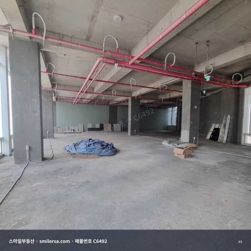 서면역 10번출구 인근 1층 상가, 보증금 4억 월세 3천 - 1