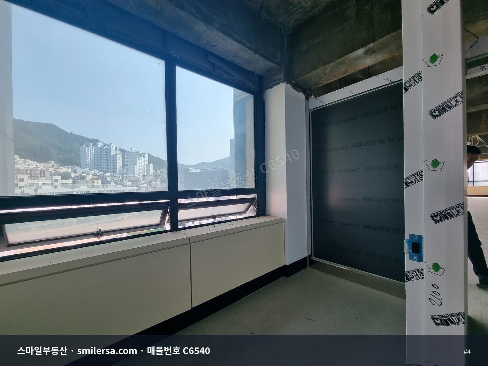가야역 대로변 깔끔한 대형 사무실 83평 썸네일 4