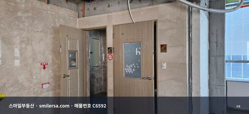 시청역 인근 접근성 및 광고효과 좋은 대로변 사무실 C6592 썸네일 4