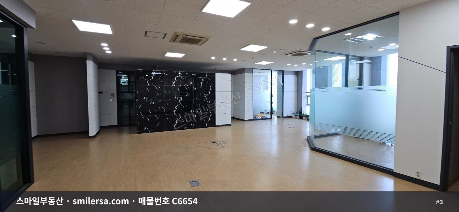 장산역 13번 출구 인근 150평 대형 사무실 썸네일 3