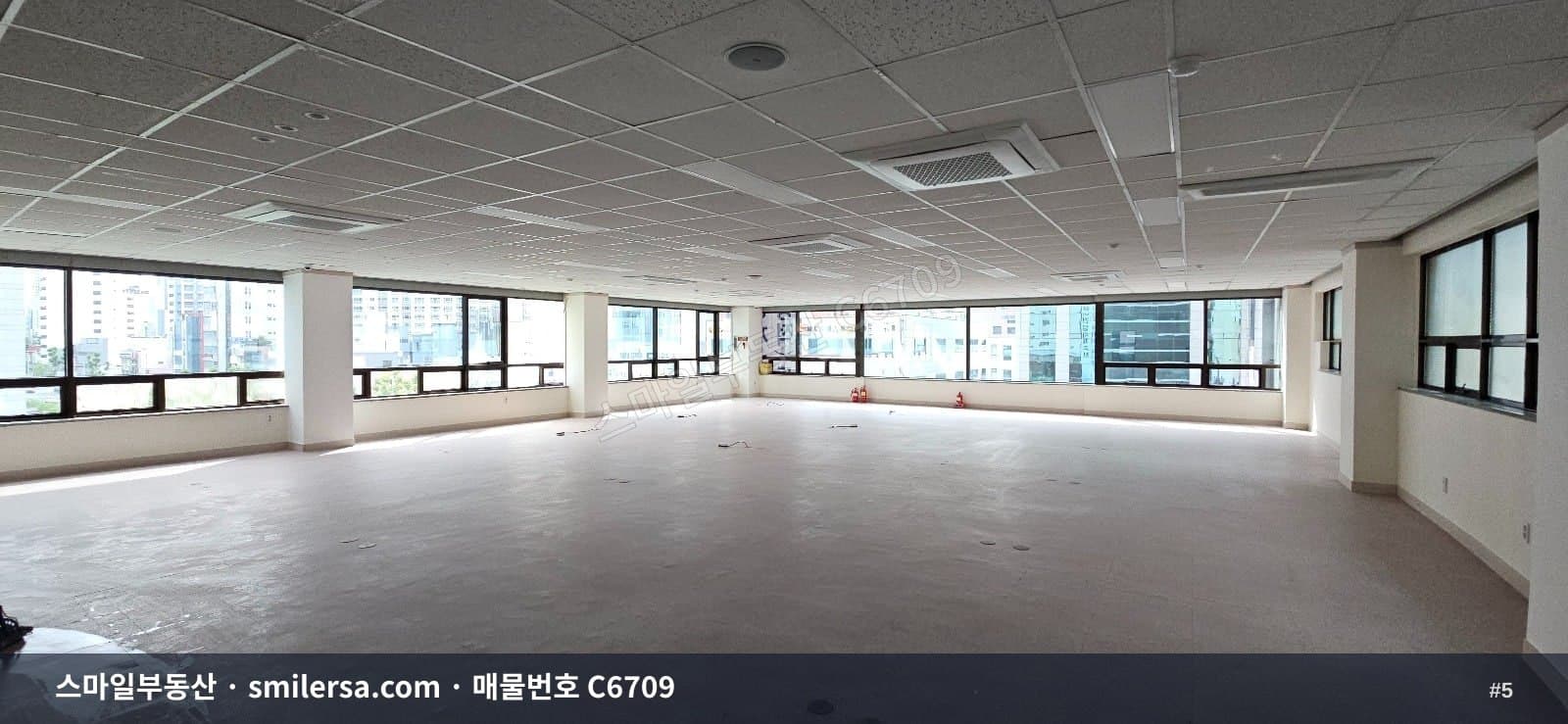 양정역 인근 대로변 깔끔한 대형 사무실 82평 썸네일 5