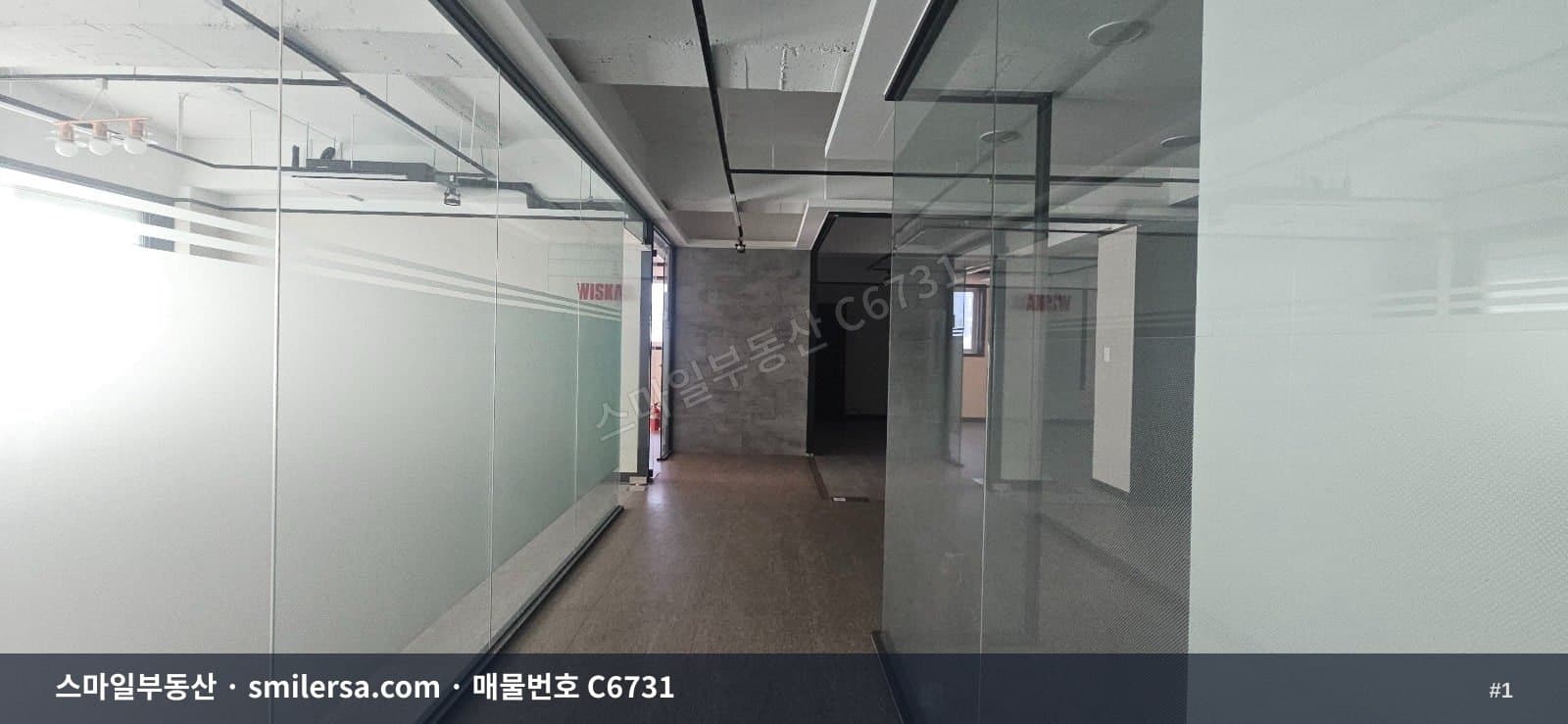 부산광역시 남구 문현동 사무실 내부 사진 C6731