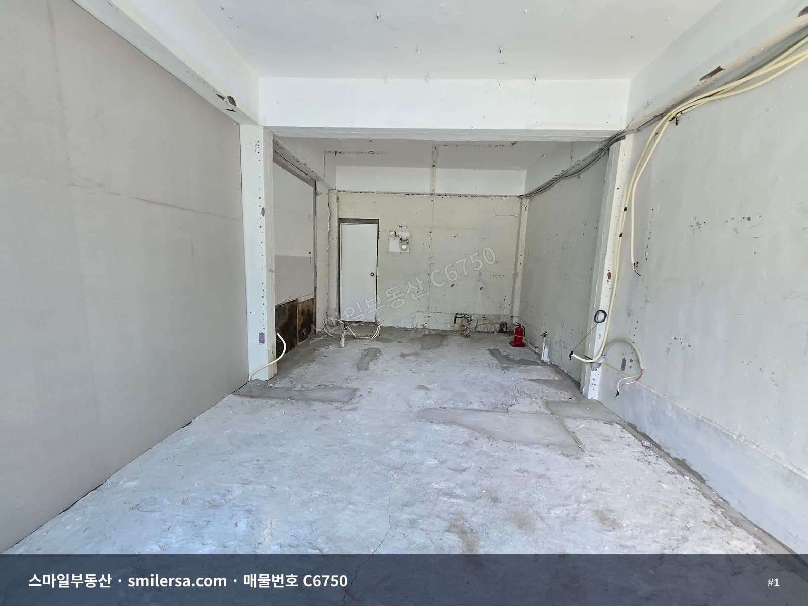 부산광역시 연제구 연산동 상가 내부 사진 C6750