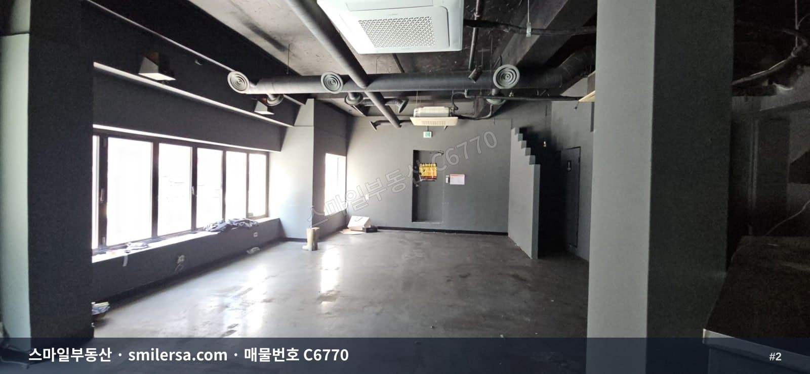 서면 상상마당 사거리 인근 2층 무권리 상가 썸네일 2
