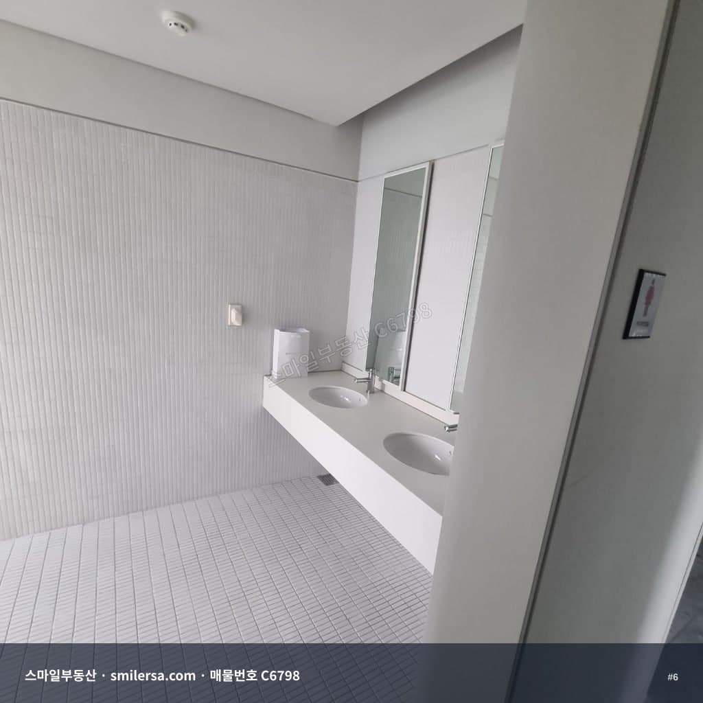서면역 10번출구 인근 163평 사무실, 광고효과 좋은 2층 공간 썸네일 6